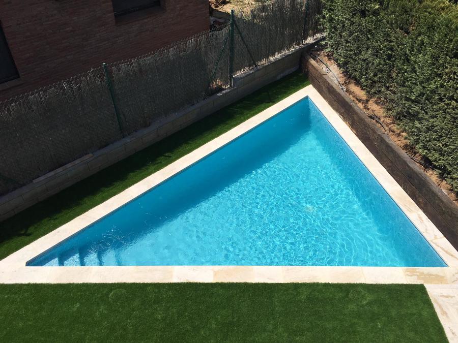 Obra de piscina Irregular
