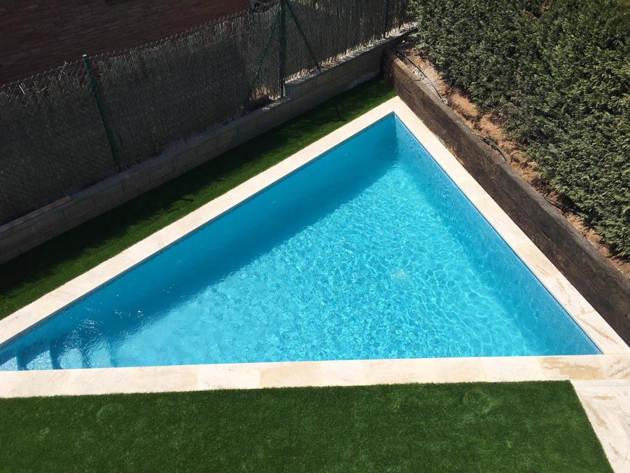 Obra de piscina Irregular