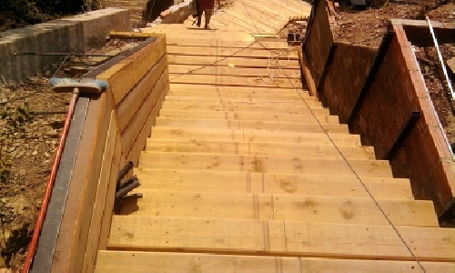 Obra de tarima exterior
