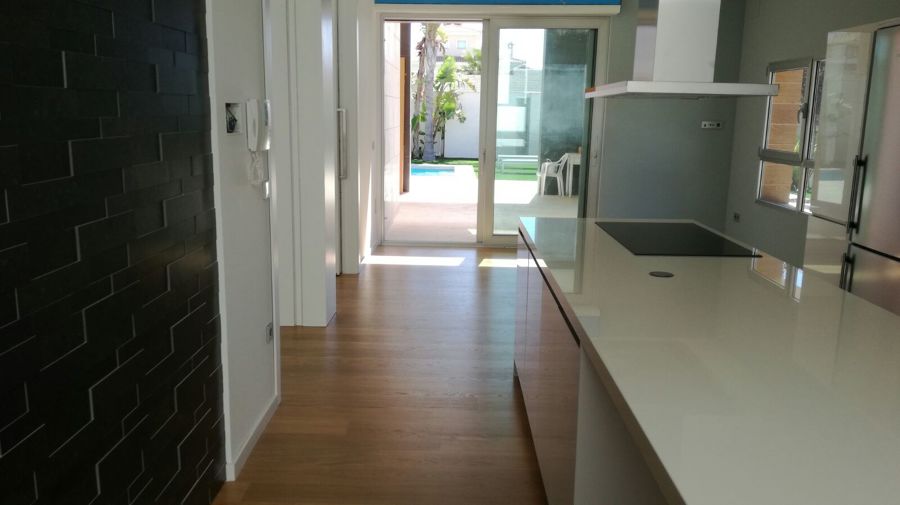 OBRA TARIMA LAMINADA