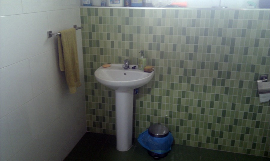 OFICINA DELINEANTES BAÑO (ZAMUDIO)