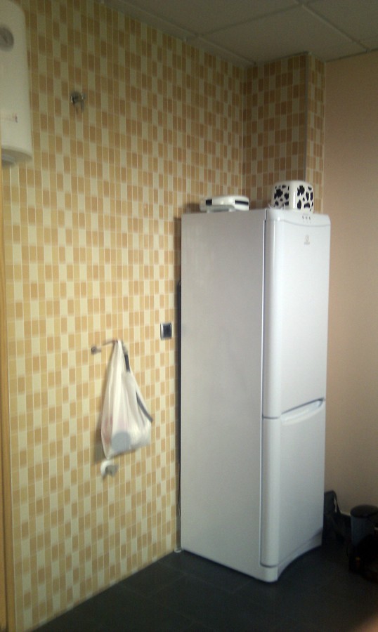 OFICINA DELINEANTES ZONA COMEDOR (ZAMUDIO)