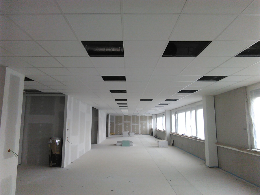 Oficinas fábrica - techo desmontable