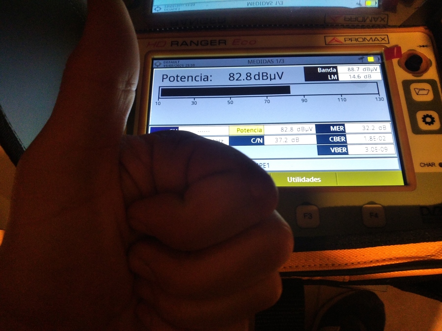 Orientando antenas terrestre con medidor de campo