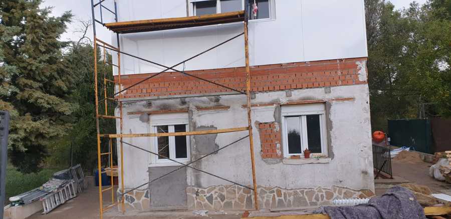 Otra parte de la fachada