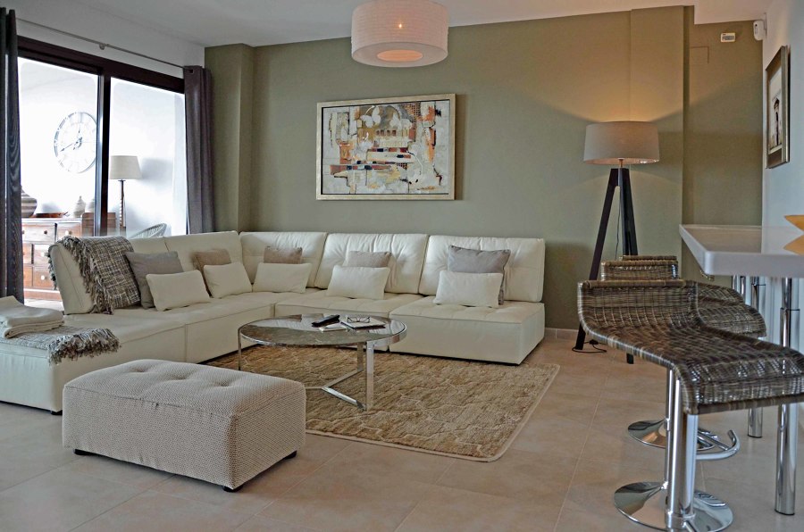 Otra vista del salón