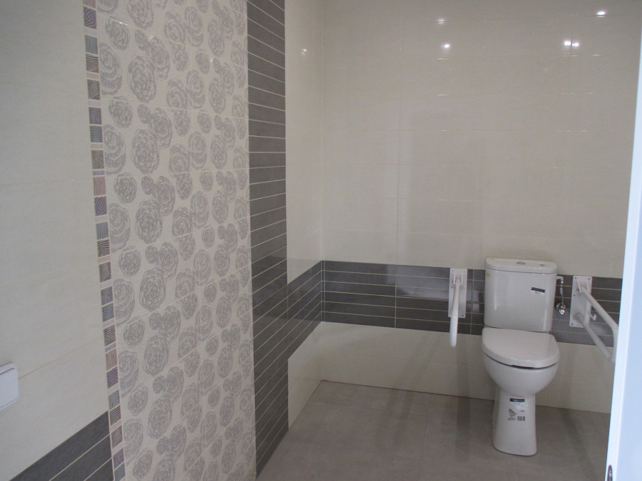 Panel decorativo en aseo público