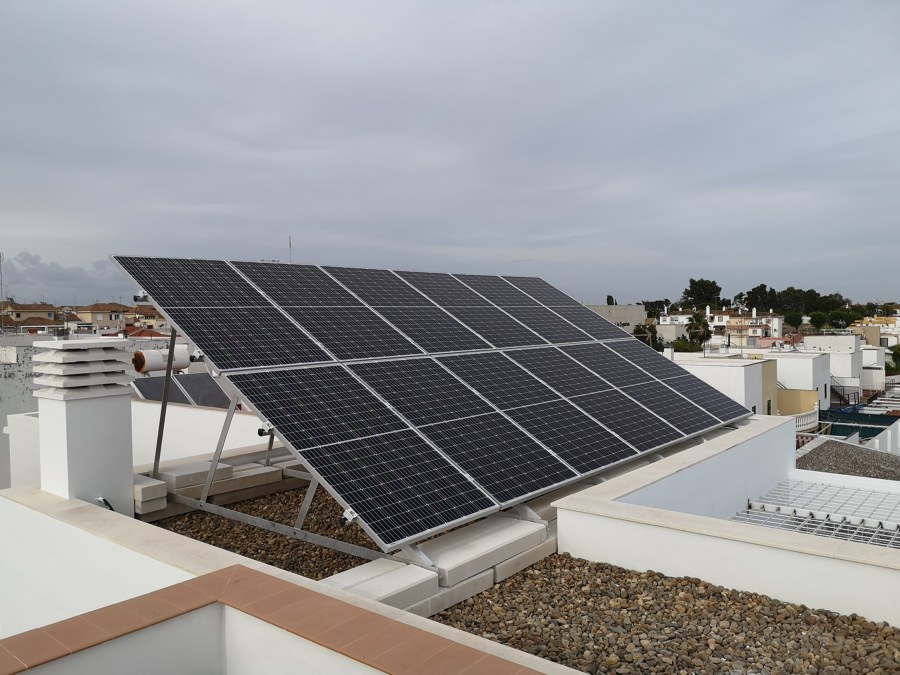 Paneles sobre estructura lastrada