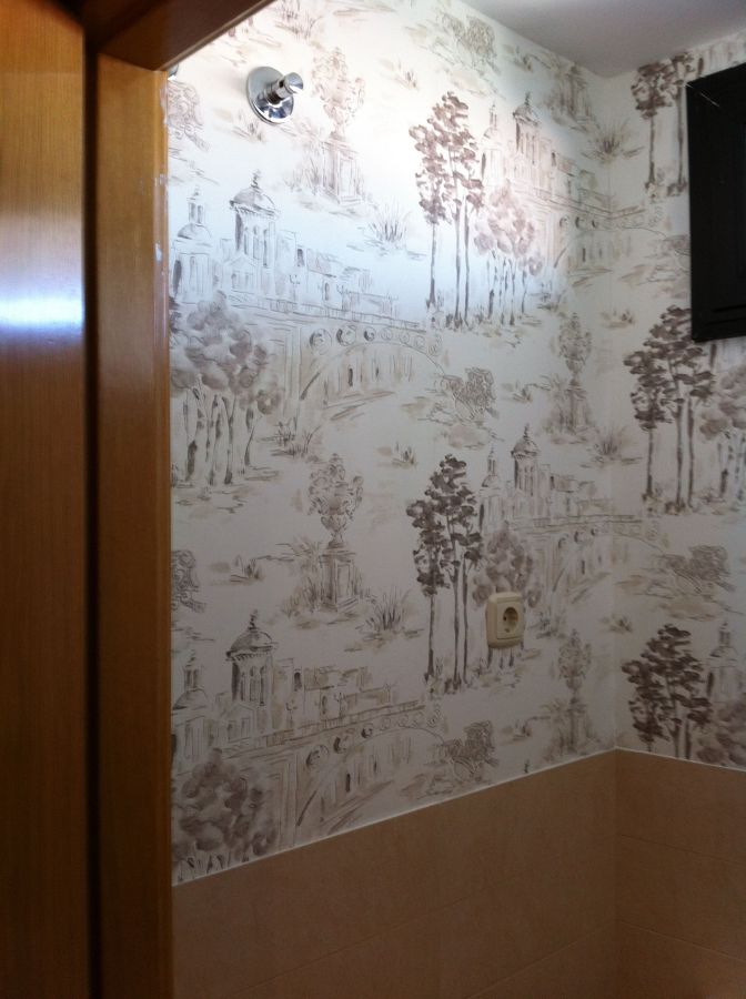 Papel decorativo en aseo