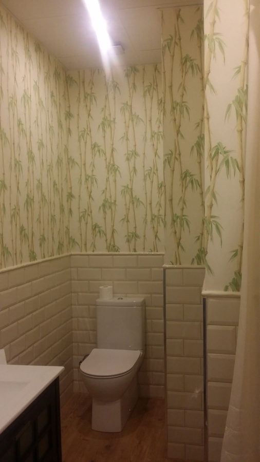 Papel decorativo especial baño