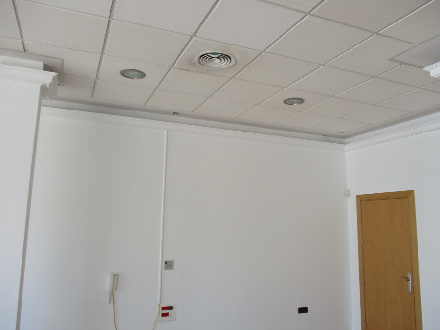 Paramentos y falso techo de escayola terminados