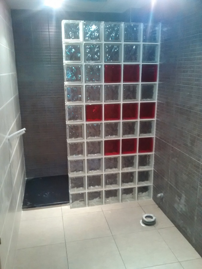 Pared de paves a forma de mampara