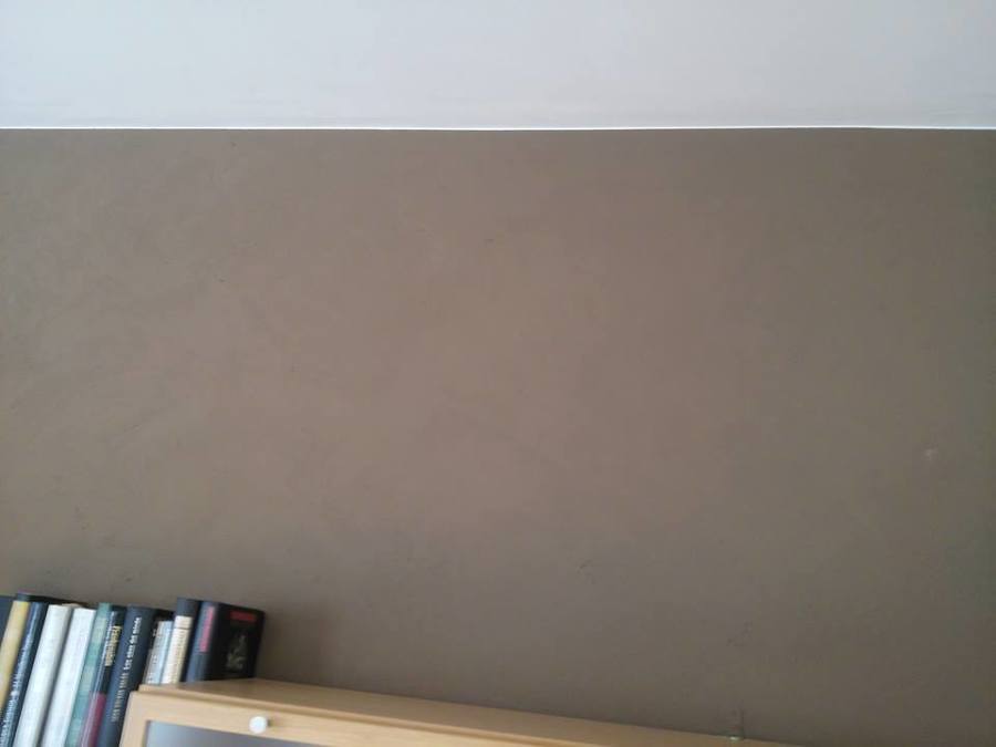 Pared lateral derecho con acabados muy finos