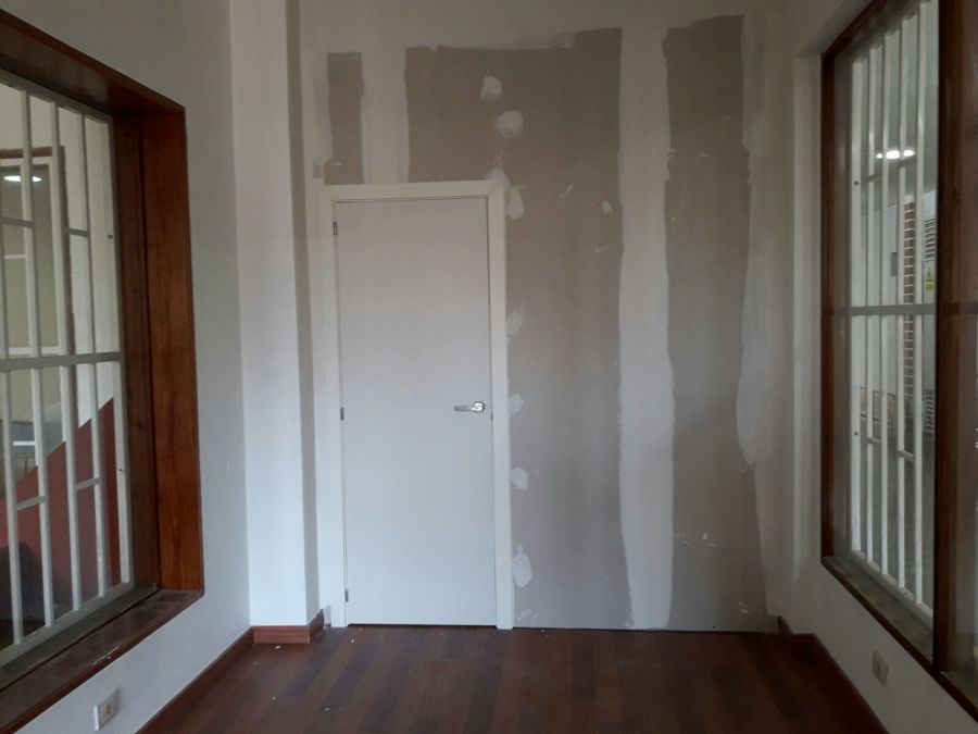 Pared Pladur con puerta vista interna