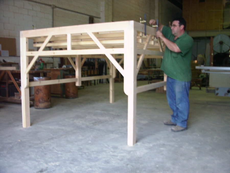 Parihuela pino flandes