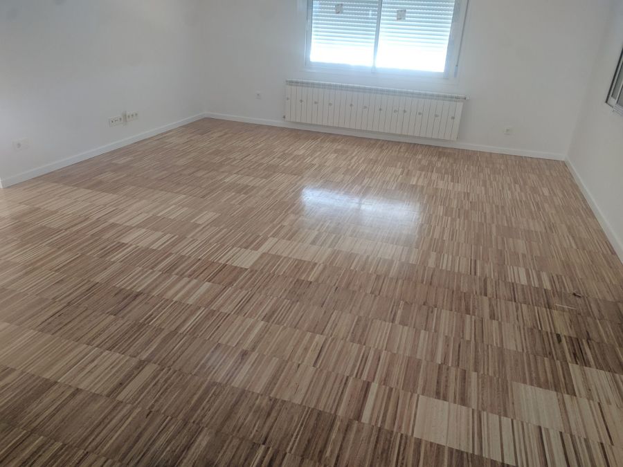 PARQUECITE - PARQUET INDUSTRIAL DE ROBLE