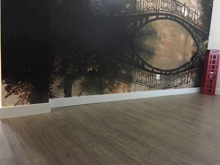 PARQUECITE - QUICK STEP - IMPRESSIVE IM1850 ROBLE RASPADO GRIS MARRON EN PLANCHAS