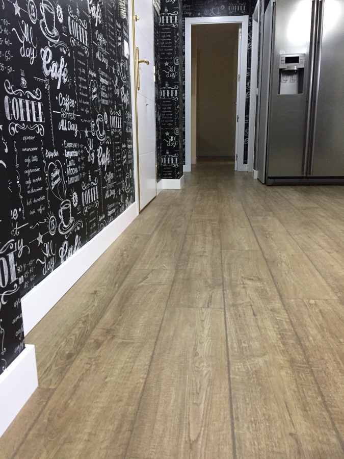 PARQUECITE - QUICK STEP - IMPRESSIVE IM1850 ROBLE RASPADO GRIS MARRON EN PLANCHAS