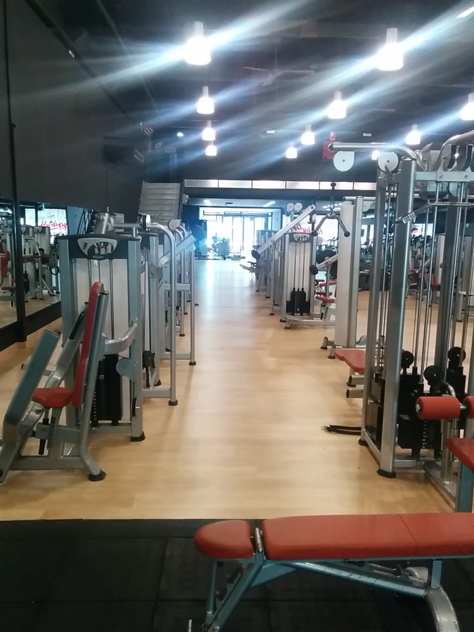 Parquecite S. L - Instalación de Gimansio Holiday Gym