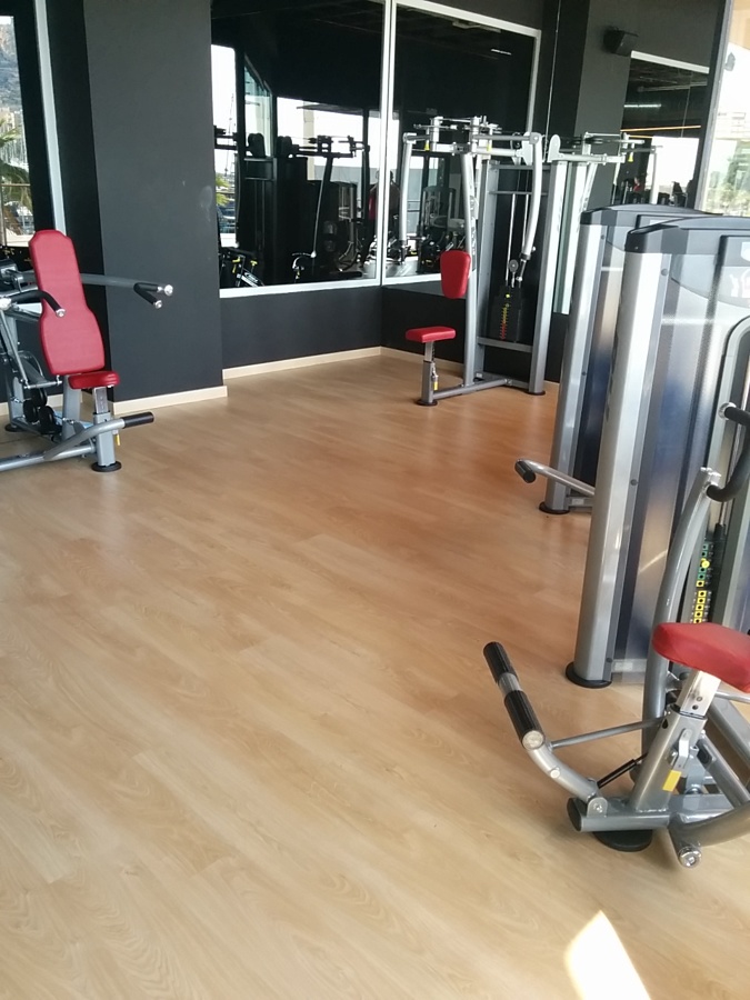 Parquecite S. L - Instalación de Gimansio Holiday Gym