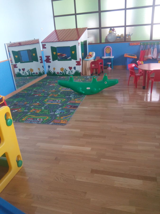 Parquecite SL - Lijado y barnizado