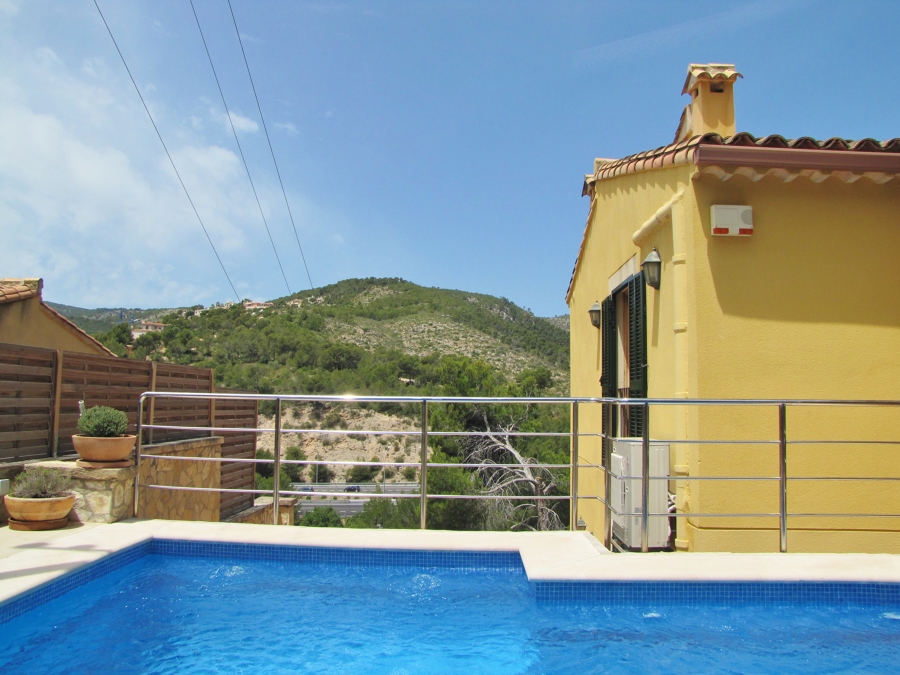 Parte exterior de la casa 2