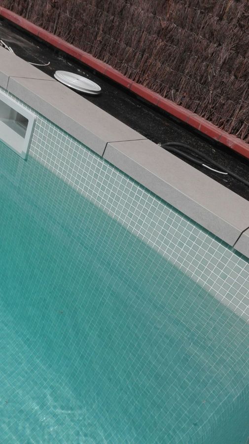 Pasando cables para la iluminación