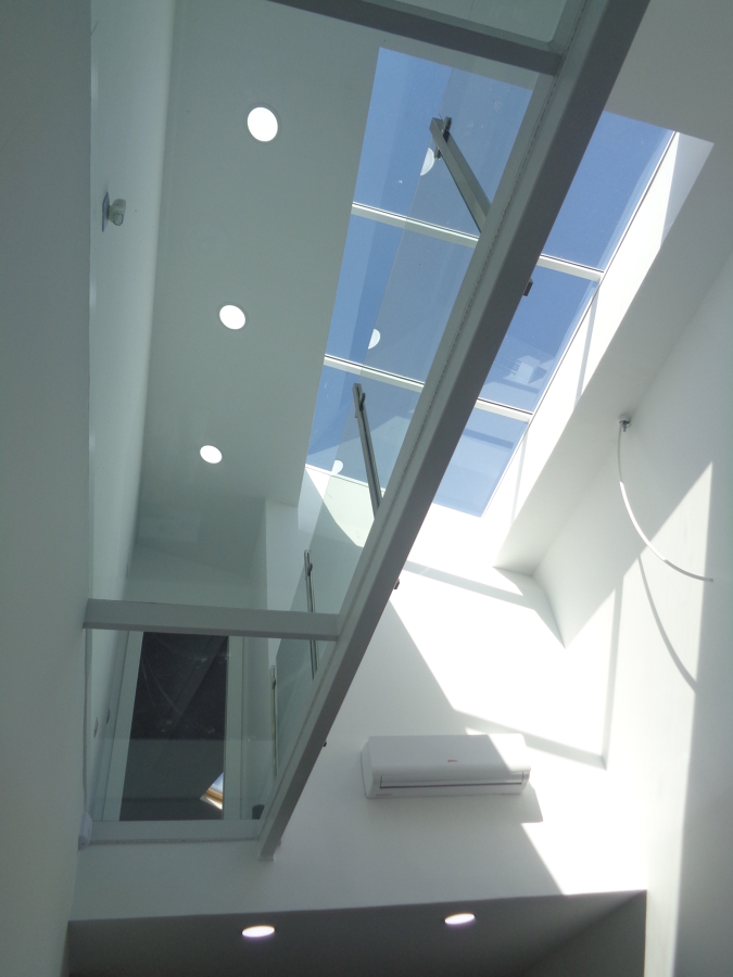 PASARELA Y LUCERNARIO