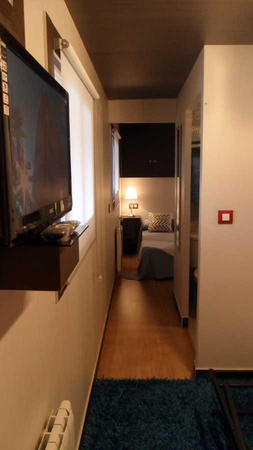 Pasillo de vivienda prefabricada 