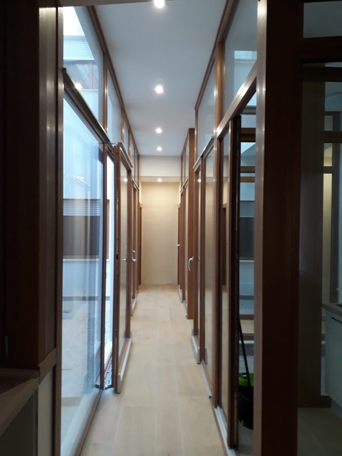 PASILLO DISTRIBUIDOR