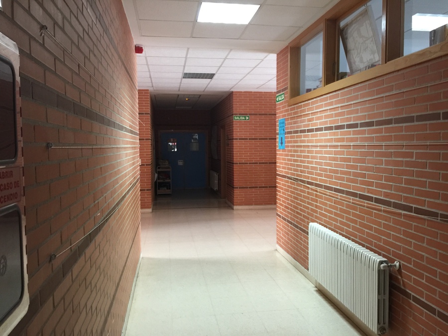 Pasillo en Centro Escolar