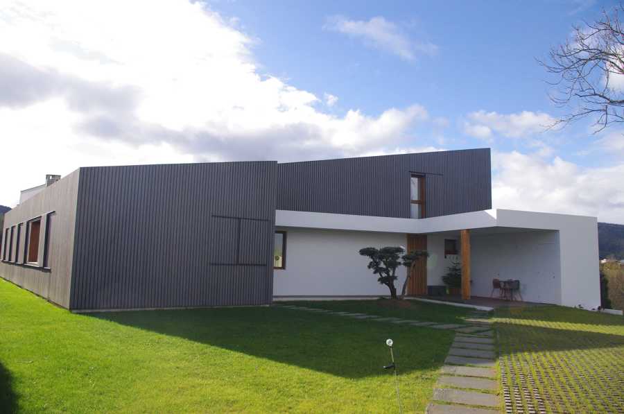 Passivhaus Muros del Nalon terminada fachada norte
