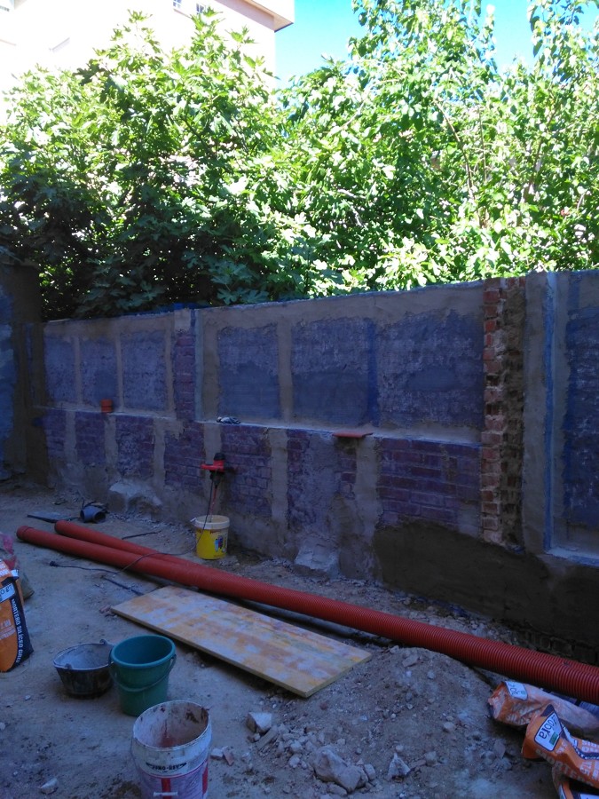 PATIO RECIVIENDO CON MALLA 