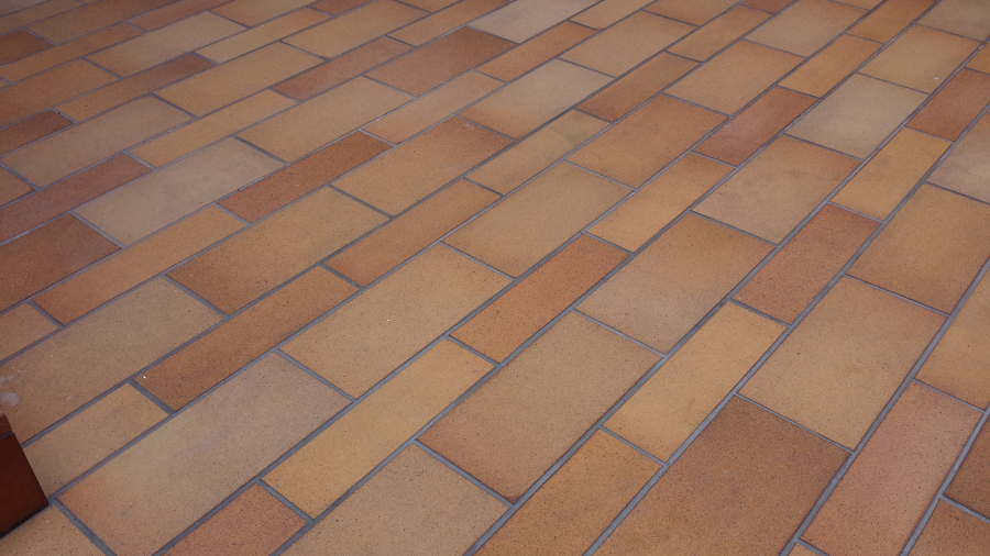 Patio - Solados y alicatados Moya,s.l.