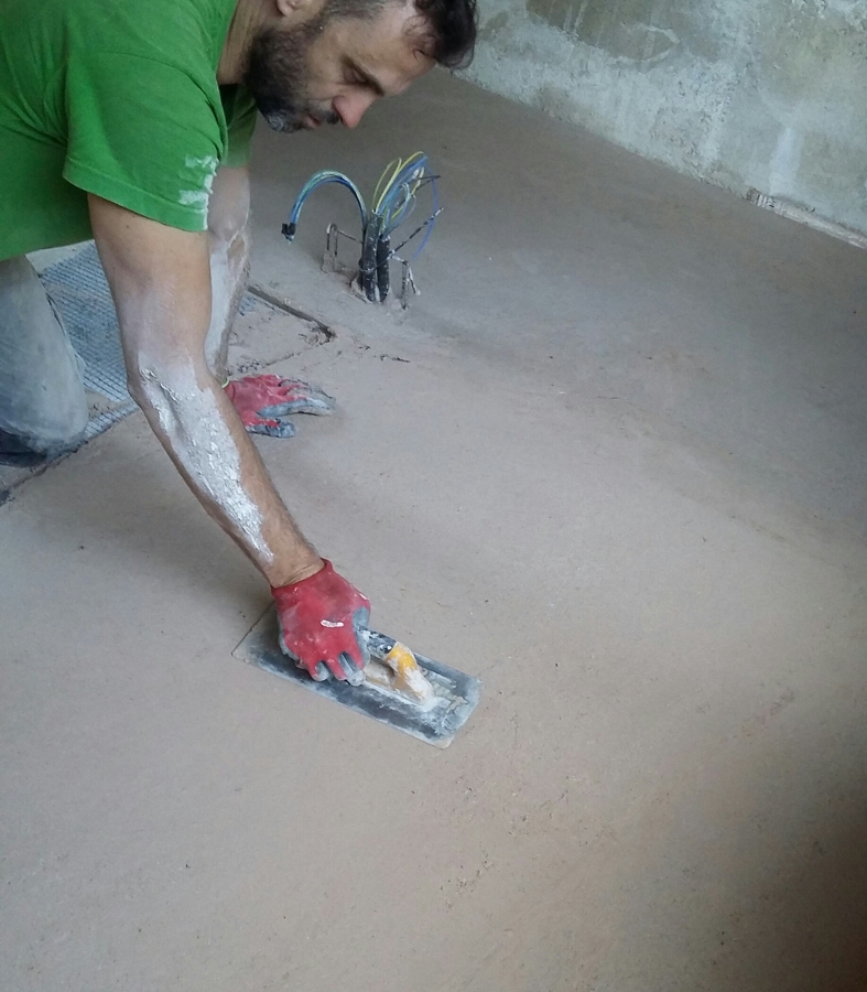 Pavimento continuo de yeso