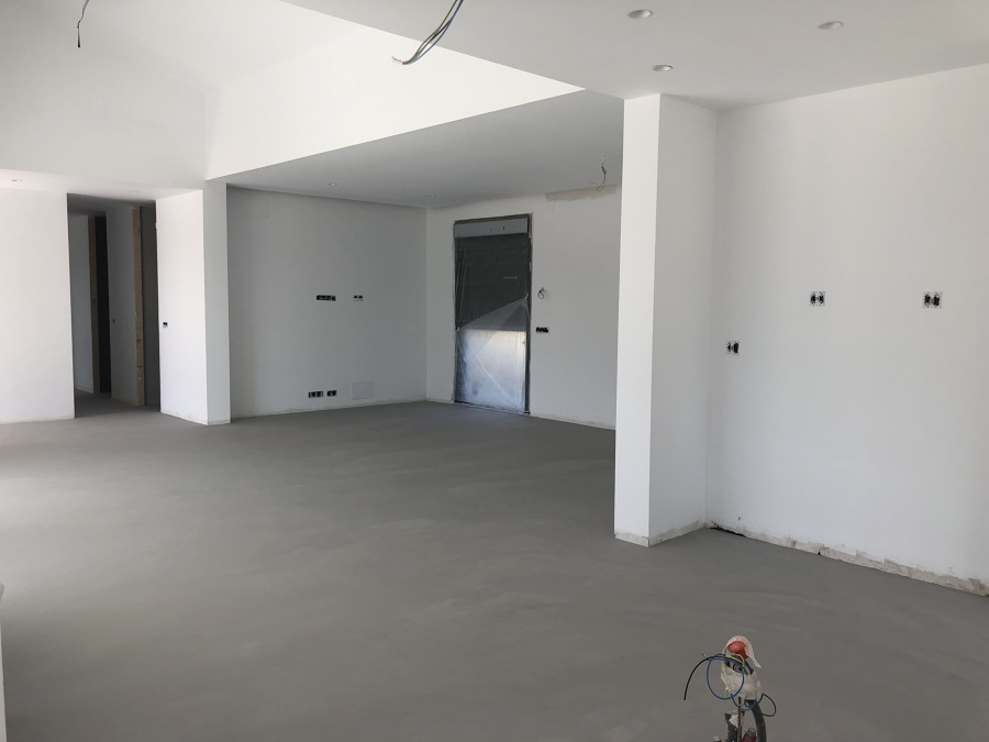 PAVIMENTO MICROCEMENTO INTERIOR