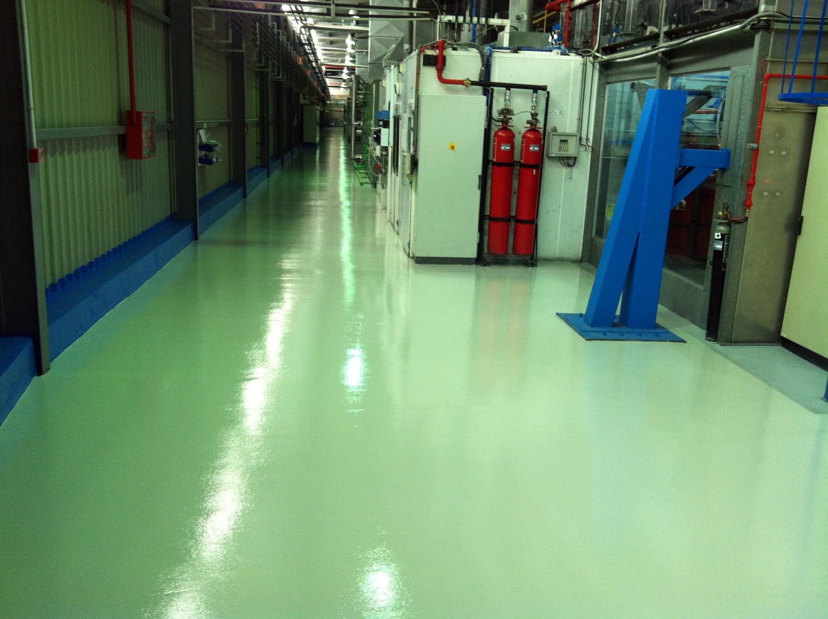 Pavimento multicapa de resina epoxi