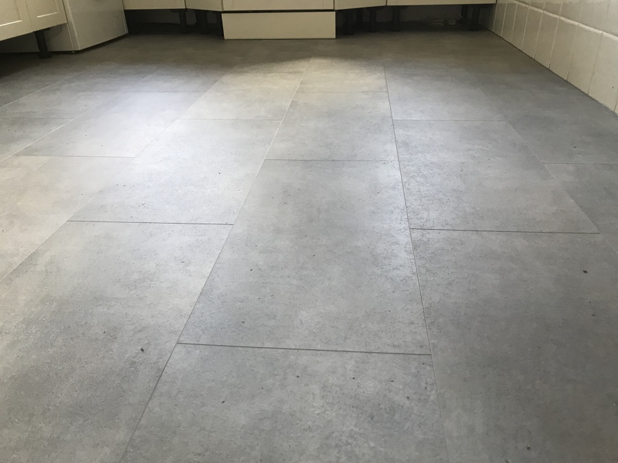 Pavimento vinílico Quick Step en Cocina