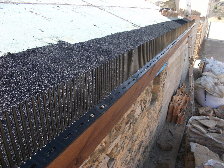 Peine antipajaros de respiracion