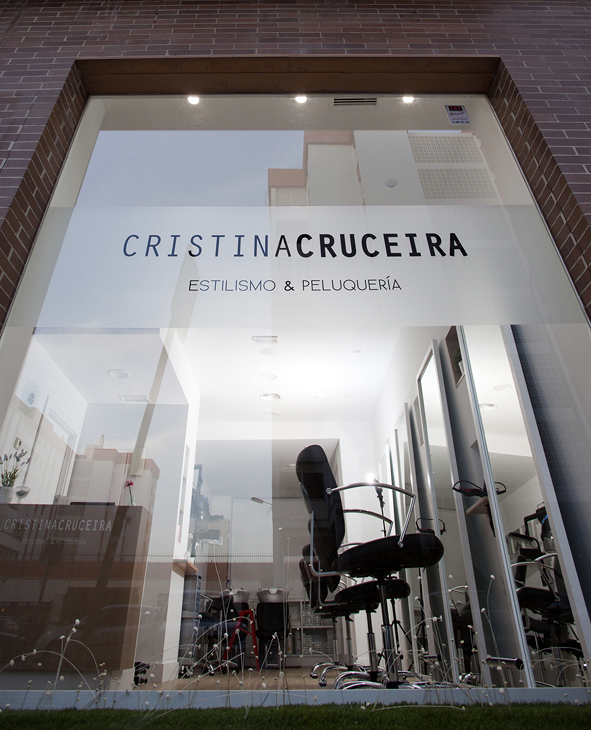PELUQUERÍA CRISTINA CRUCEIRA