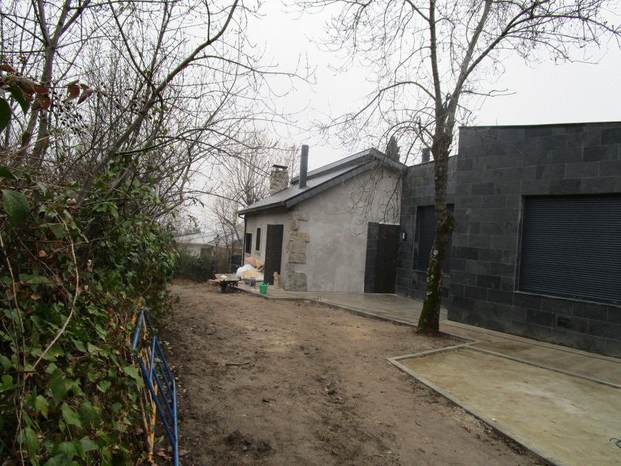 Pendiente pintado y solado