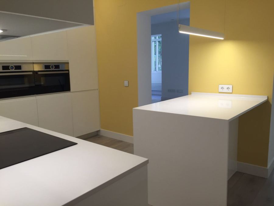 Península con mostrador para desayunos