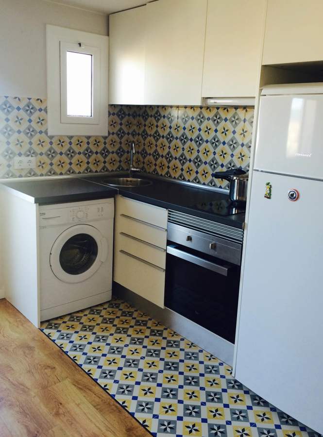 pequeña cocina que no le falta nada