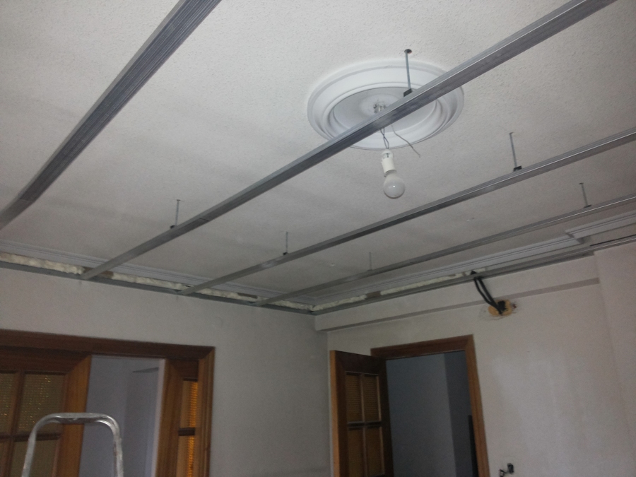 Perfileria atornillada a vigas