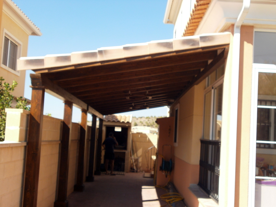 pergola adosada lateral