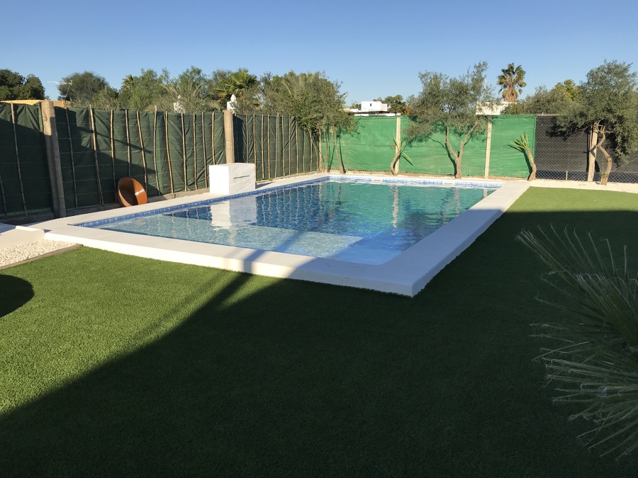 Perímetro césped artificial