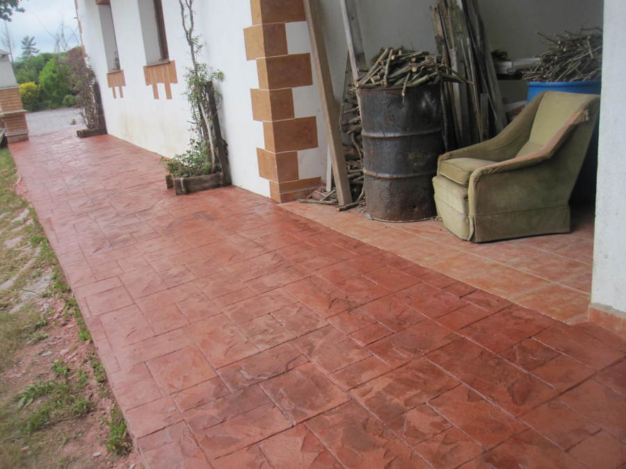 Perímetro lateral de la casa.