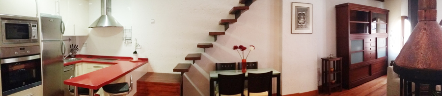 Perspectiva cocina y escalera