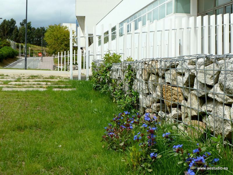 Piedra, madera y vegetación: las claves