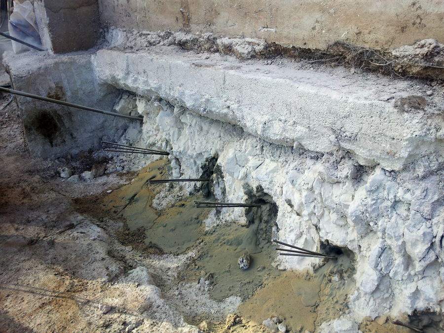 Pilotes rellenados de resina.